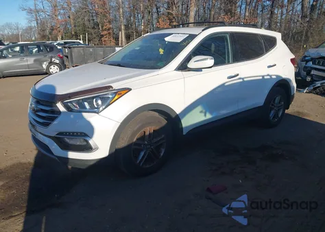 2017 Hyundai Santa Fe Sport 2.4L z USA, uszkodzony, nr VIN 5NMZUDLB3HH002255